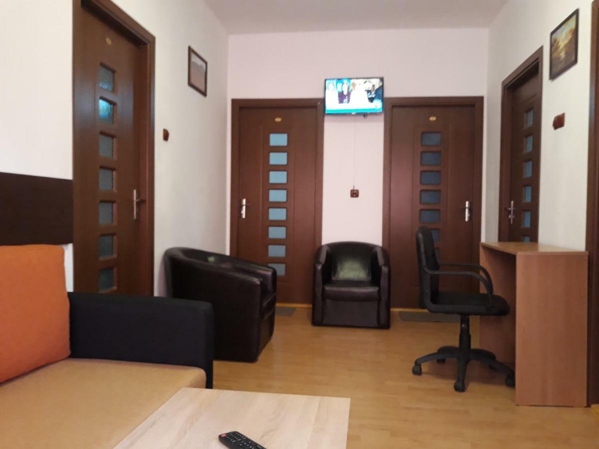 Vila Arjana Orşova Εξωτερικό φωτογραφία